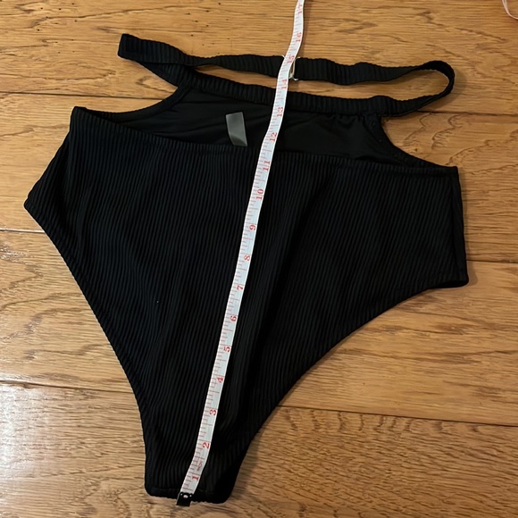 Black cutout bikini - Picture 7 of 12